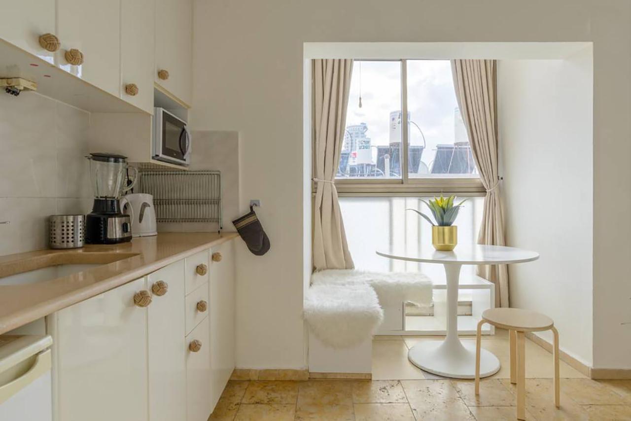 Bright And Spacious Loft By The Sea With Bomb Shelter 特拉维夫 外观 照片