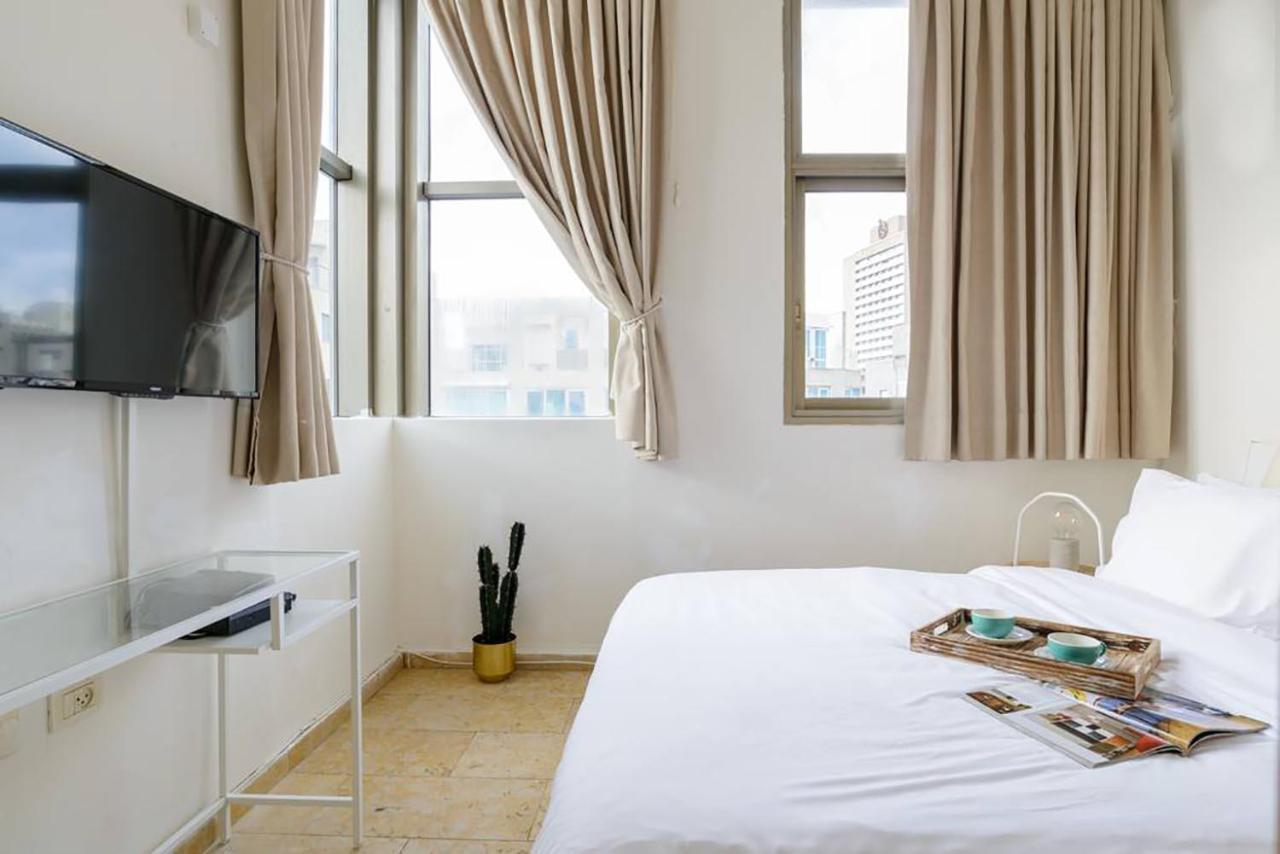 Bright And Spacious Loft By The Sea With Bomb Shelter 特拉维夫 外观 照片
