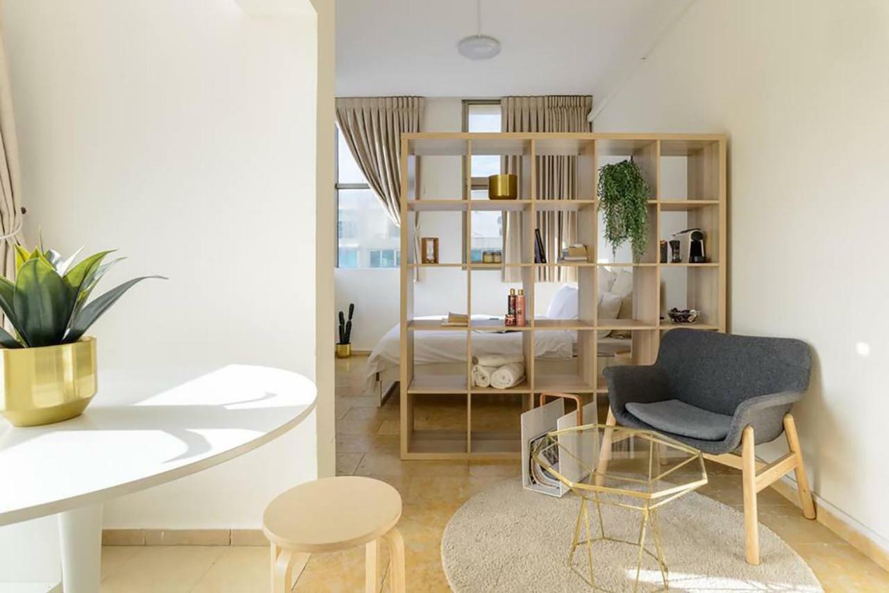 Bright And Spacious Loft By The Sea With Bomb Shelter 特拉维夫 外观 照片